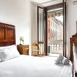 Joivy Classic Flat With Balcony