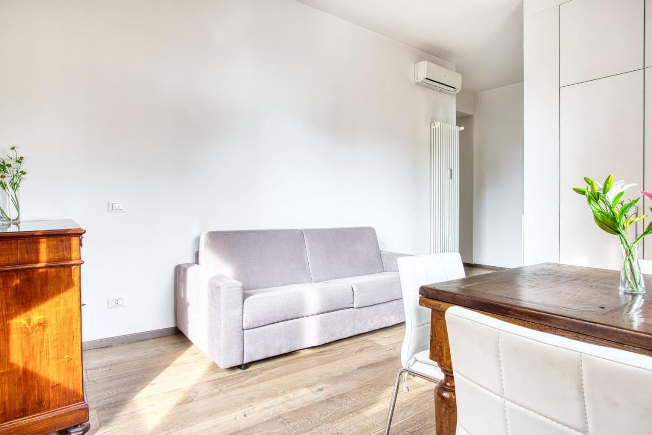 Joivy Classic Flat With Balcony Apartment *
